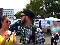 HITZEFREI Gamer girl Anny Aurora fucking a stranger